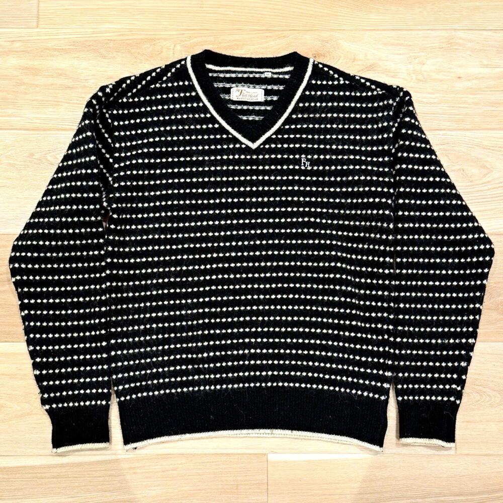The Flat Head V-neck Wool Sweater Size XL